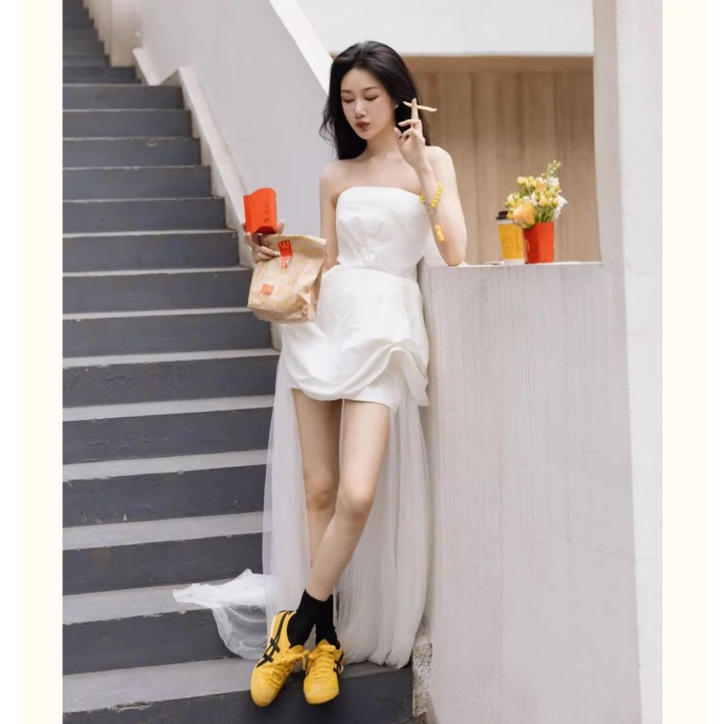 French White Strapless Morning - Photography Lighting Outdoor recension och pris